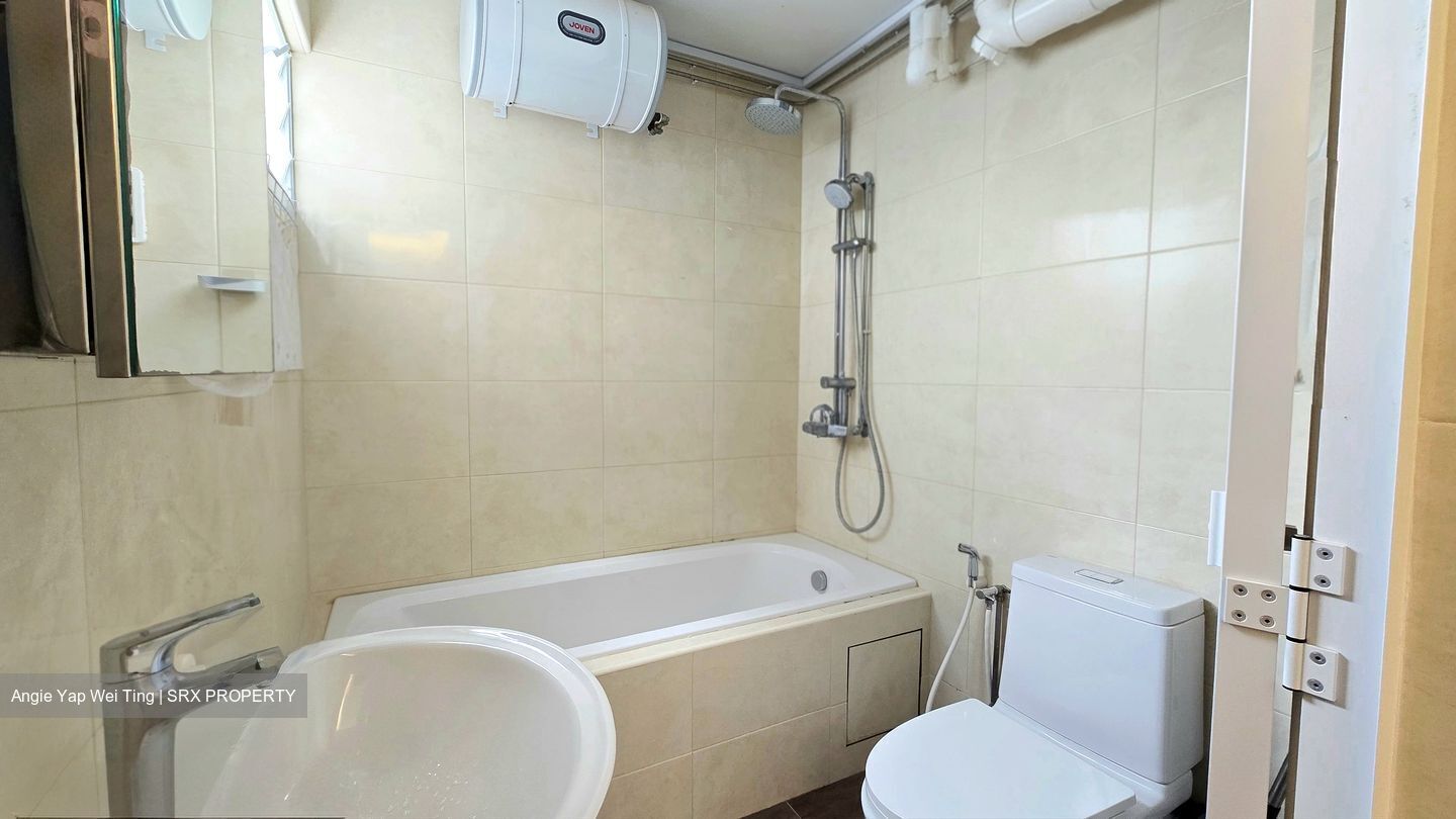 Blk 257 Tampines Street 21 (Tampines), HDB 5 Rooms #487851191